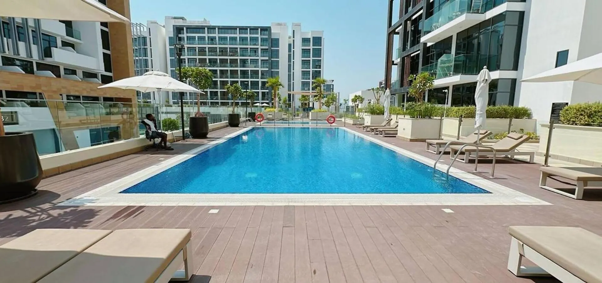 Trendy Studio Apartment In Meydan Dubai